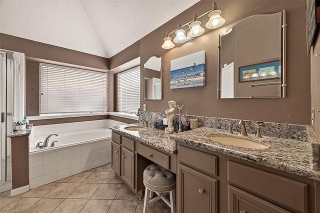 1815 Glen Oak Court, Sugar Land, TX 77479