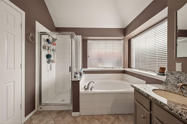 1815 Glen Oak Court, Sugar Land, TX 77479