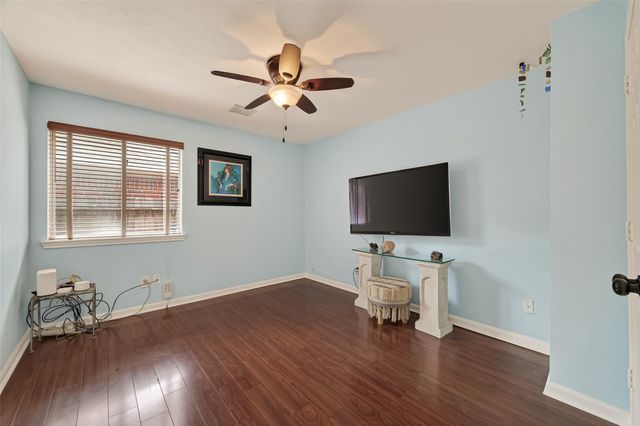 1815 Glen Oak Court, Sugar Land, TX 77479