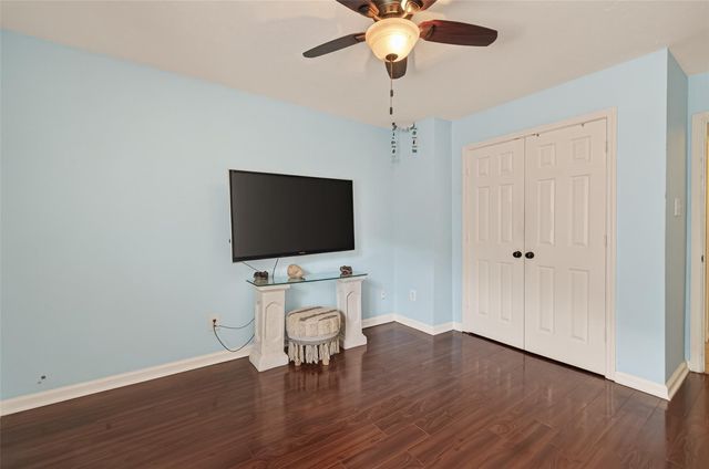 1815 Glen Oak Court, Sugar Land, TX 77479