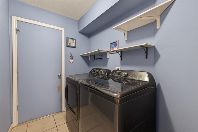 1815 Glen Oak Court, Sugar Land, TX 77479