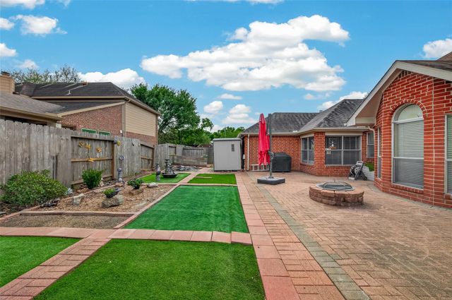 1815 Glen Oak Court, Sugar Land, TX 77479