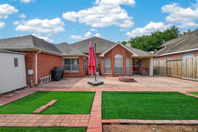 1815 Glen Oak Court, Sugar Land, TX 77479