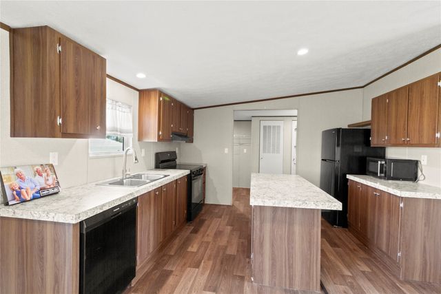 2347 NE County Road 2070, Powell, TX 75153