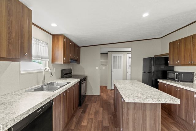 2347 NE County Road 2070, Powell, TX 75153