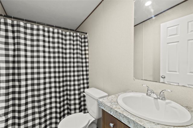 2347 NE County Road 2070, Powell, TX 75153