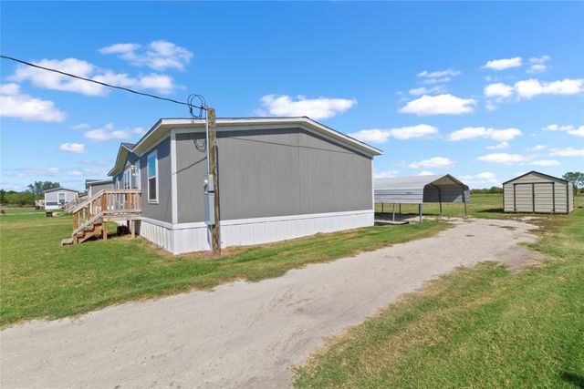 2347 NE County Road 2070, Powell, TX 75153