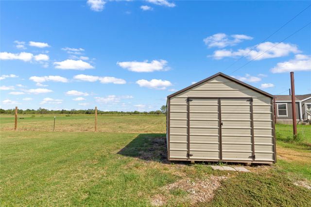 2347 NE County Road 2070, Powell, TX 75153