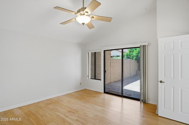 37 E GREENTREE Drive, Tempe, AZ 85284