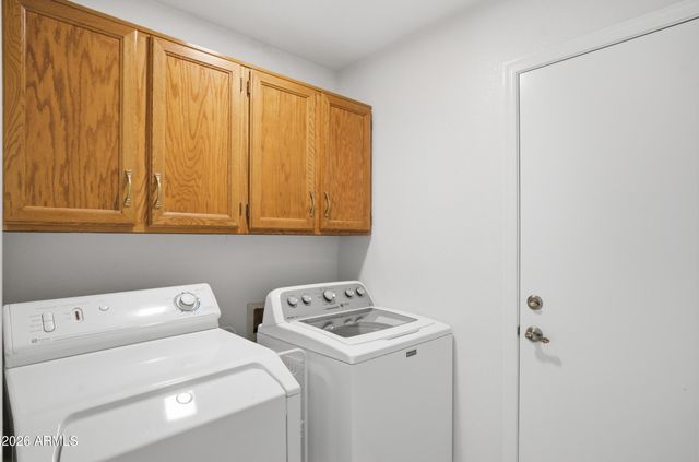 37 E GREENTREE Drive, Tempe, AZ 85284