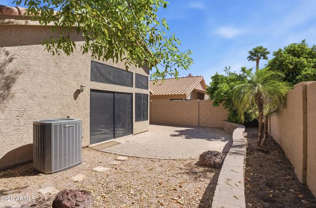 37 E GREENTREE Drive, Tempe, AZ 85284