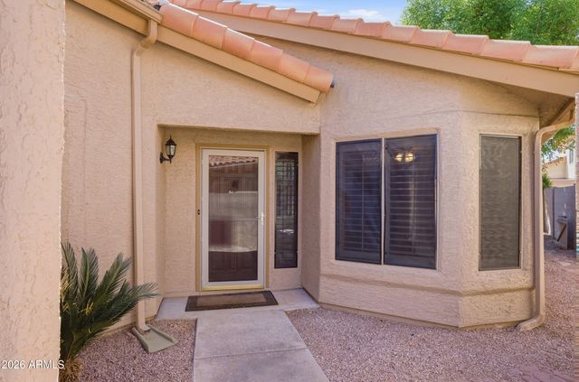37 E GREENTREE Drive, Tempe, AZ 85284
