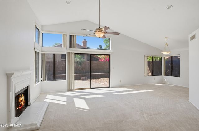 37 E GREENTREE Drive, Tempe, AZ 85284