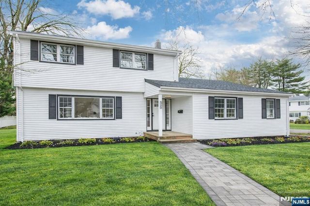 56 Manor Road, Harrington Park, NJ 07640