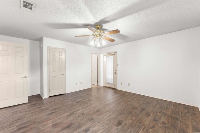 14 Carwin Drive, Benton, AR 72015