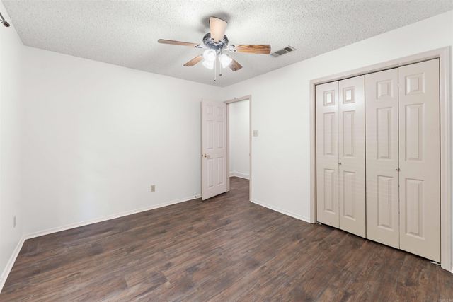 14 Carwin Drive, Benton, AR 72015