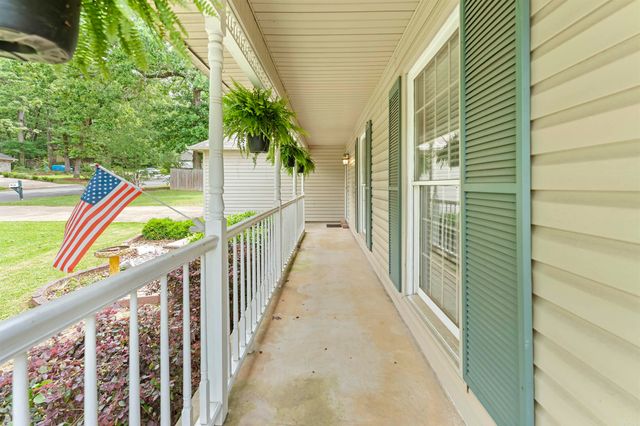 14 Carwin Drive, Benton, AR 72015