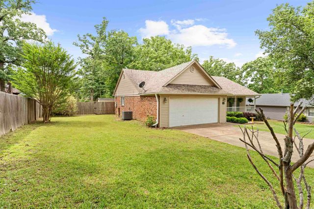 14 Carwin Drive, Benton, AR 72015