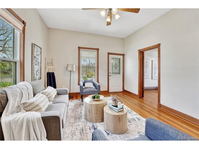 612 N Corona St, Colorado Springs, CO 80903