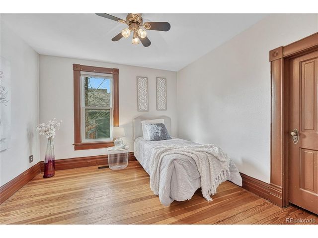 612 N Corona St, Colorado Springs, CO 80903