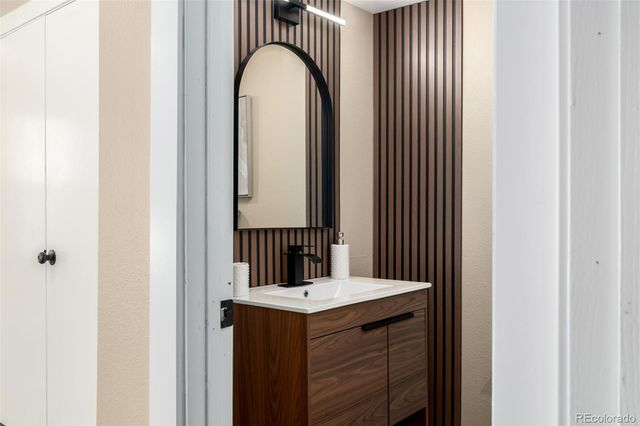 17053 E Tennessee Drive 104, Aurora, CO 80017