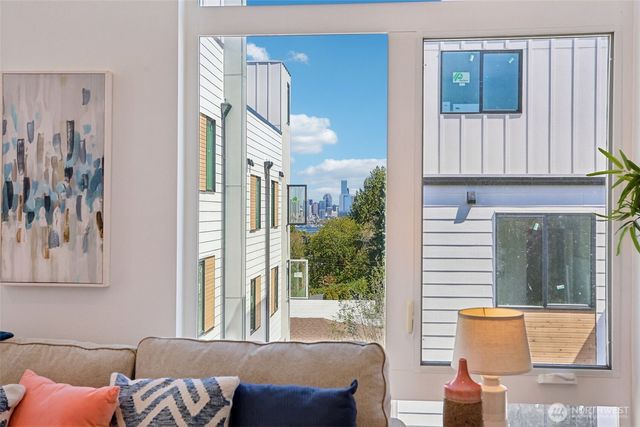 1926 Ferry Avenue SW, Seattle, WA 98116