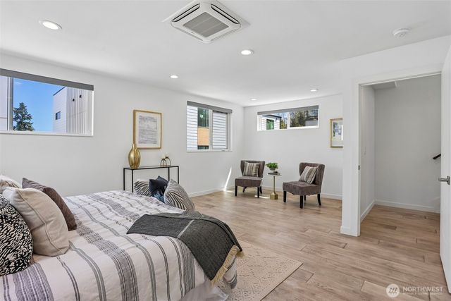 1926 Ferry Avenue SW, Seattle, WA 98116