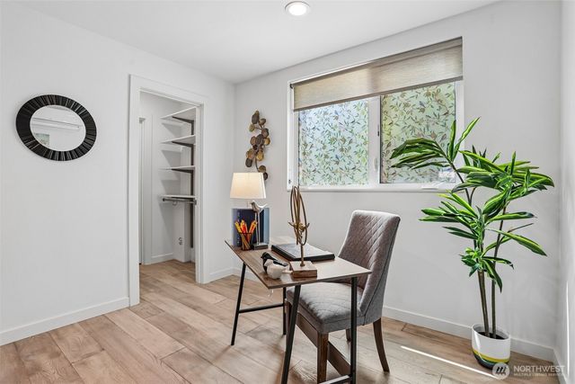 1926 Ferry Avenue SW, Seattle, WA 98116