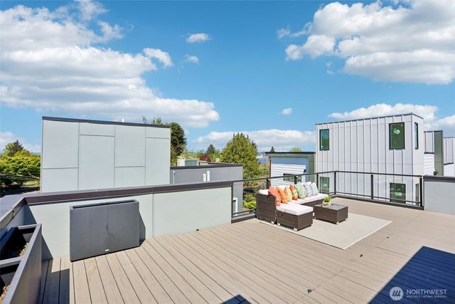 1926 Ferry Avenue SW, Seattle, WA 98116