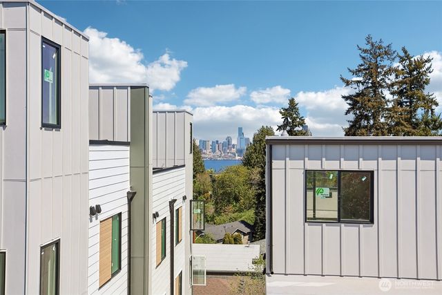 1926 Ferry Avenue SW, Seattle, WA 98116
