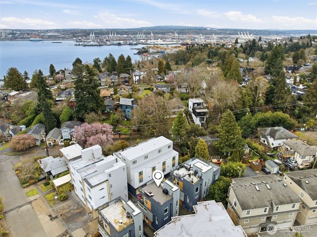 1926 Ferry Avenue SW, Seattle, WA 98116
