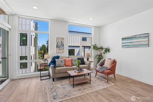 1926 Ferry Avenue SW, Seattle, WA 98116