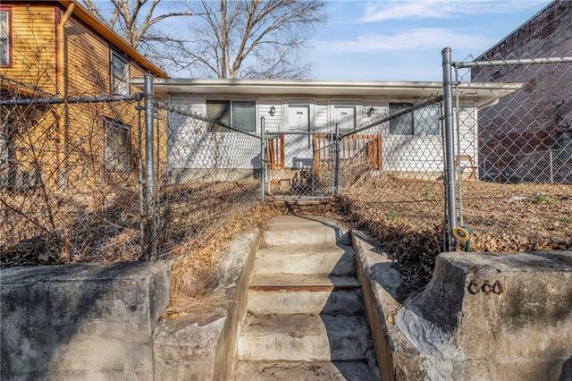 506 Ottawa Street, Leavenworth, KS 66048