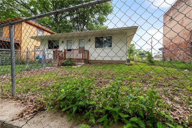 506 Ottawa Street, Leavenworth, KS 66048