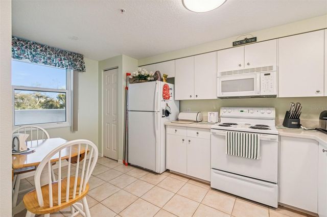 2625 TERRA CEIA BAY BOULEVARD 203, Palmetto, FL 34221