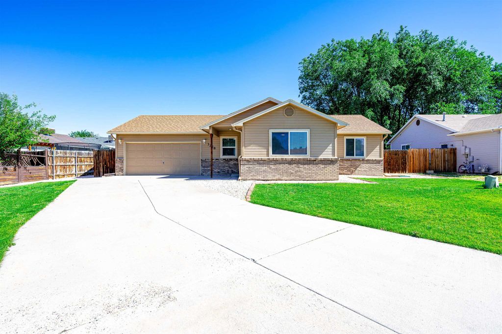 3278 S Mountain Oak Court, Clifton, CO 81520
