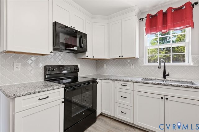 3507 Thornsett Dr, Chester, VA 23831