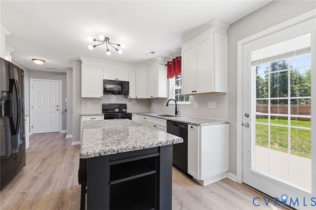 3507 Thornsett Dr, Chester, VA 23831