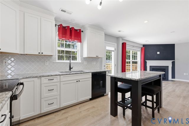 3507 Thornsett Dr, Chester, VA 23831