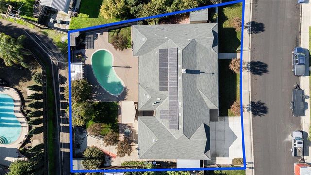 1410 Hillview Dr, Modesto, CA 95351