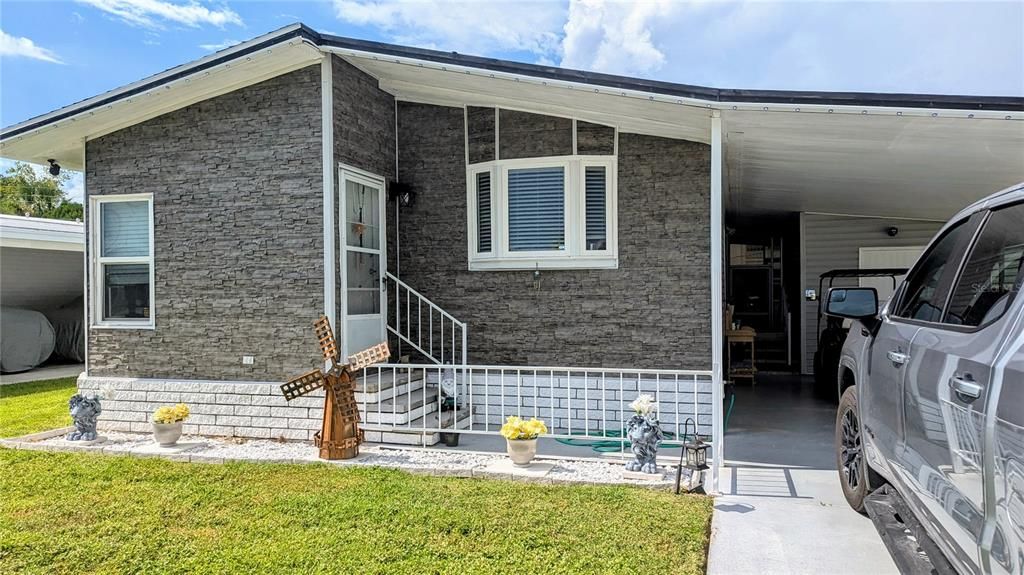 105 48TH AVENUE W, Bradenton, FL 34207