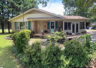 228 Styles Road, Taylors, SC 29687