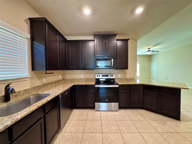 21323 Echo Manor Drive, Hockley, TX 77447