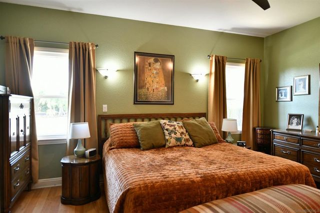 2186 Flint Ave, Escondido, CA 92026