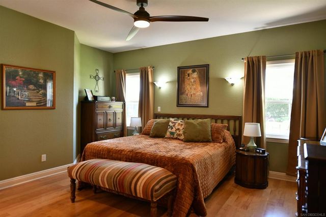 2186 Flint Ave, Escondido, CA 92026