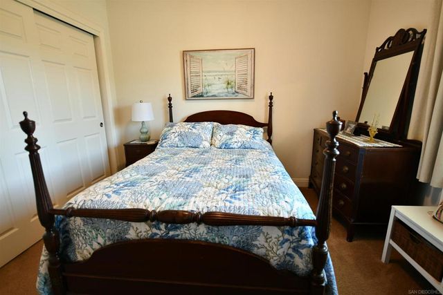 2186 Flint Ave, Escondido, CA 92026