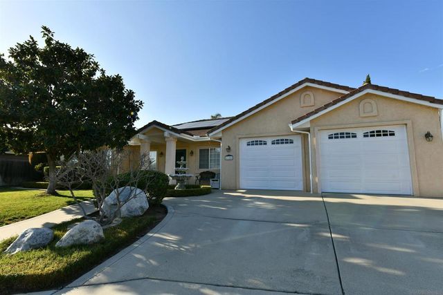 2186 Flint Ave, Escondido, CA 92026