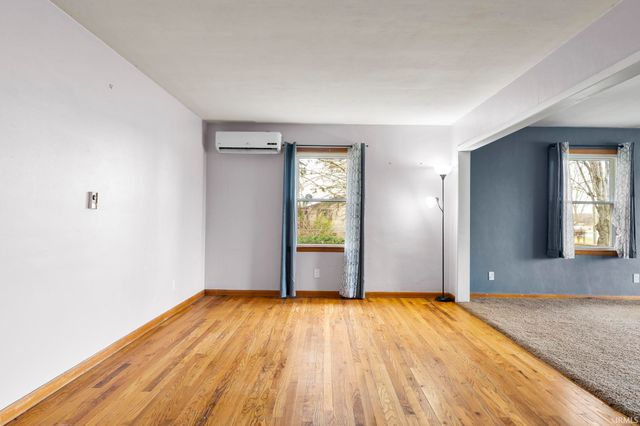 5894 N SR 25, Logansport, IN 46947