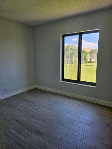 811 Sky Pine Way F2, Greenacres, FL 33415