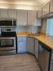 811 Sky Pine Way F2, Greenacres, FL 33415